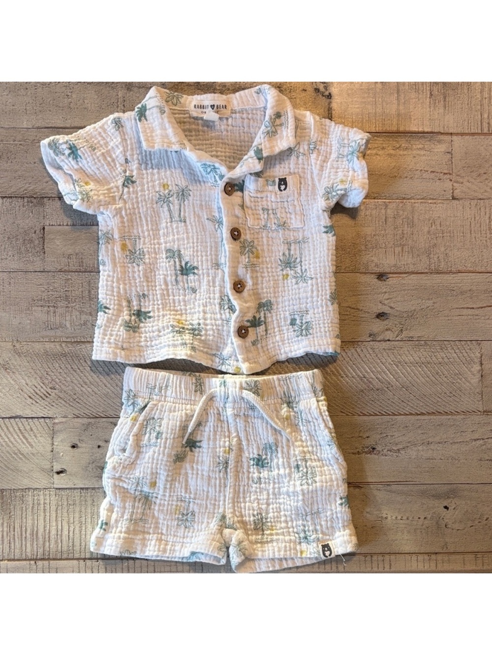 Rabbit + Bear Organic White Palm-Print Button-Front Set